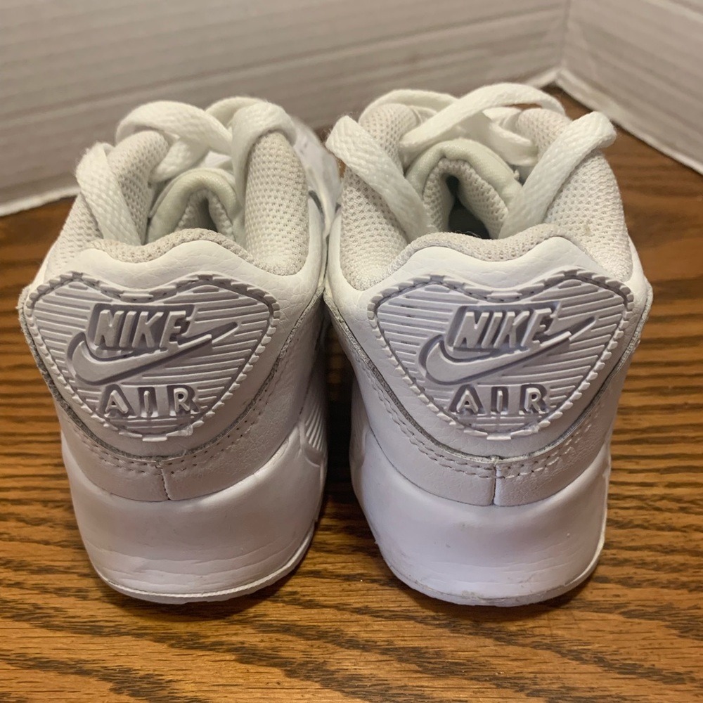 Nike Kids size 12C Air Max White Sneakers Classic Cool hip hop Fun Unsex Casual - Picture 4 of 9